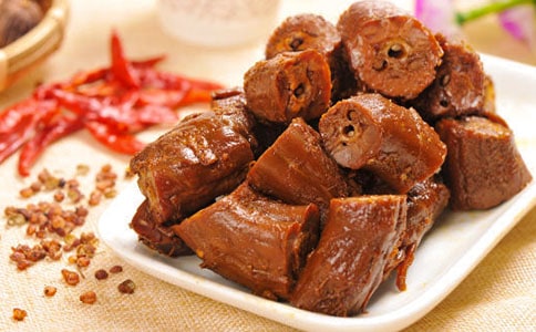 周黑鴨創業故事 湖北鴨脖大王的直營經