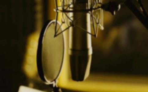 ����Ԣ�Թ��£����۳����С���ܡ�