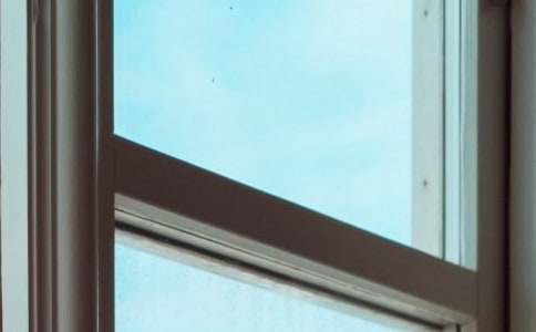 一直努力的窗戶紙優秀作文