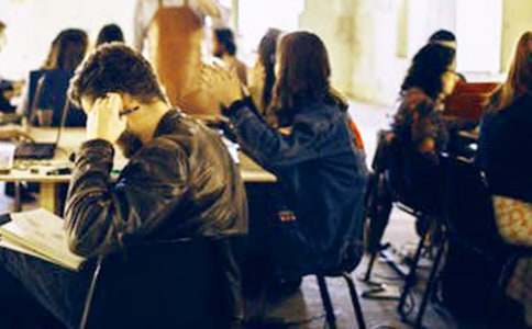 ��W��������1500�֣�ͨ��18ƪ��