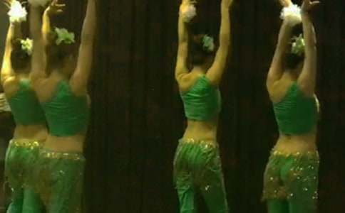 傣族的民風民俗作文