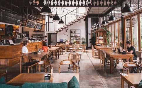 ���ǵ�ƽ�������500��