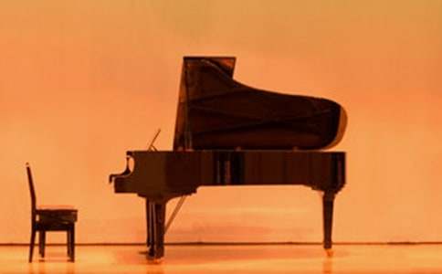 �c��ٵ�һ��֮������