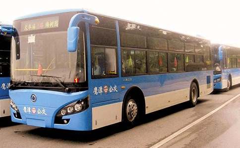 公交車上的文明春風高中作文