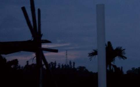 �ں�ҹ�������ĸ��X�����������400��