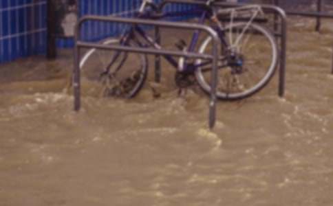 韓信巧借洪水計的故事