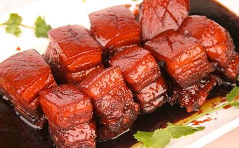 看媽媽燒紅燒肉的小學生作文600字