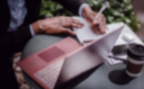 �Ľo���\Ů��ĺ���Ӌ������