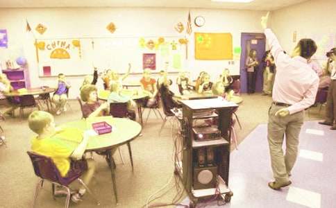 �������J�R�̌W�OӋ���ģ����x20ƪ��