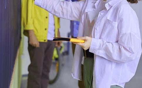 �Z�Ľ����Ľ̌W���Y��ͨ��11ƪ��