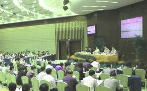 競聘人事局職稱科科長演講稿作文