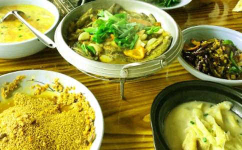 在農家樂的草莓園里摘草莓吃作文