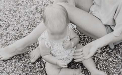 �oŮ��18�q���˶Y���Z��ͨ��14ƪ��