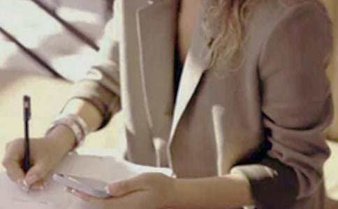 Ů��΢�ń�־���Ժ���450��