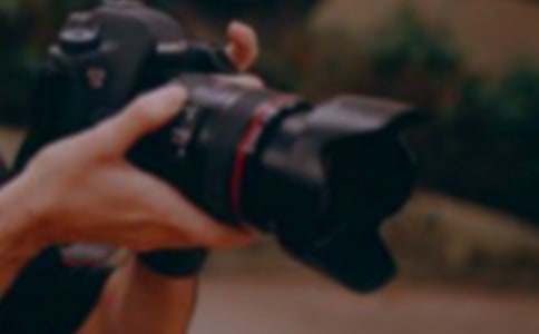 ��ô����Photoshop���Ĕz�ğ��F�DƬ�M�к���̎��