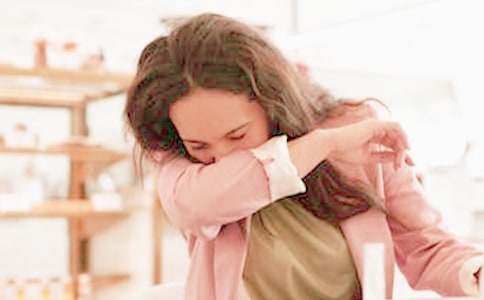 ˯ǰͯԒ���£�����Ĵ���R