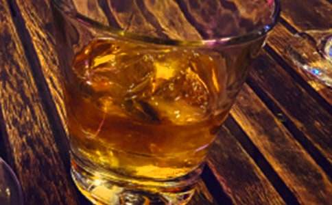 開葡萄酒作文范文