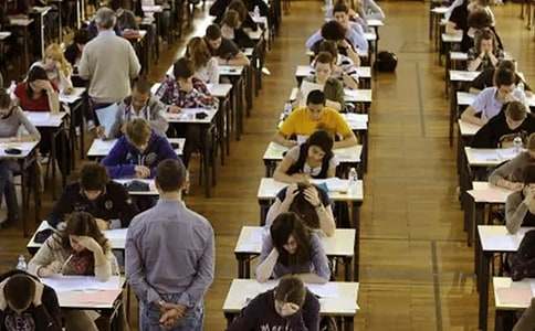 �W��������ĩ��ԇ���Y��ͨ��11ƪ��