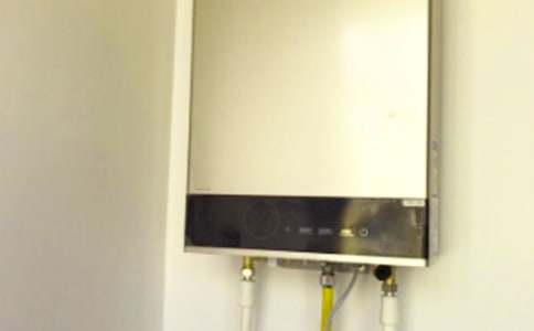 我家的太陽能熱水器作文200字