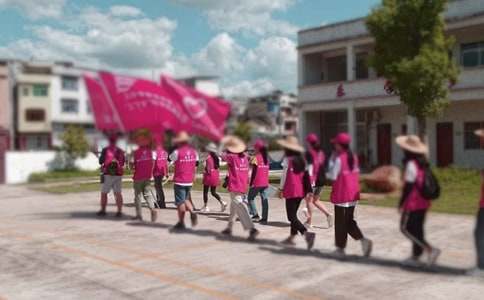 �y���������l֮������