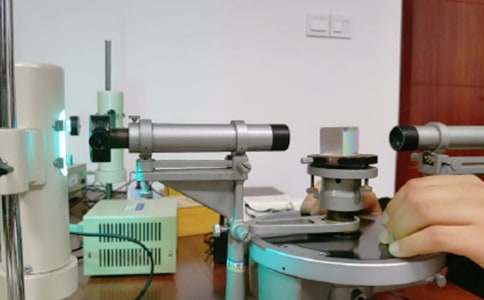 ����ҵ���ȹ������Y