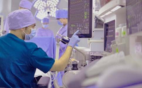 һ�μ�ͥС���g����