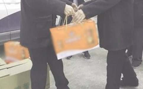 送禮物小學作文5篇