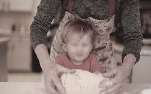 我領孫女逛油城作文