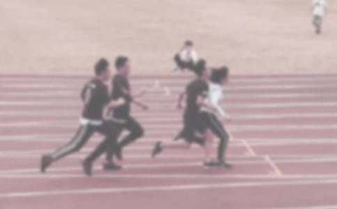 ��V����