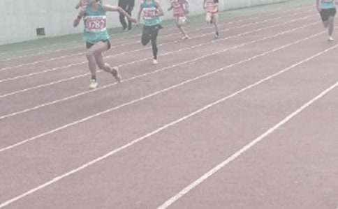 ���г�һ����700�֣�һ�����ʵ����ِ