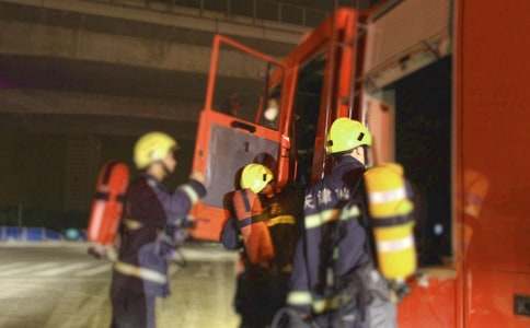 ������ȫ���ҳ��L����