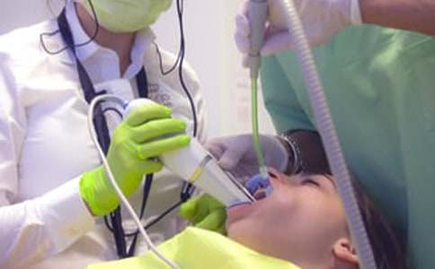 第一次當牙醫作文(2篇)