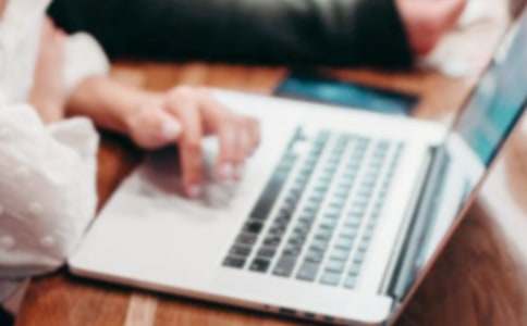 �t�W�z򞼼�g�I����Ҏ�������ģ�ͨ��20ƪ��