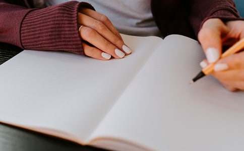 ���݄e�˵�ȱ�c����